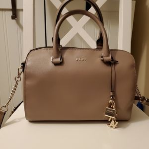 Dkny crossbody bag